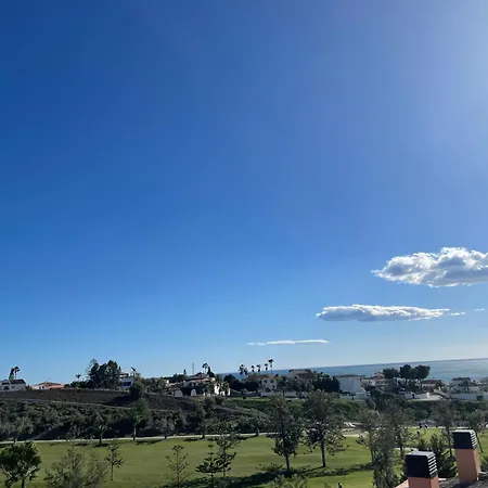 Golf, Sol Y Mar En Baviera Golf Apartment *